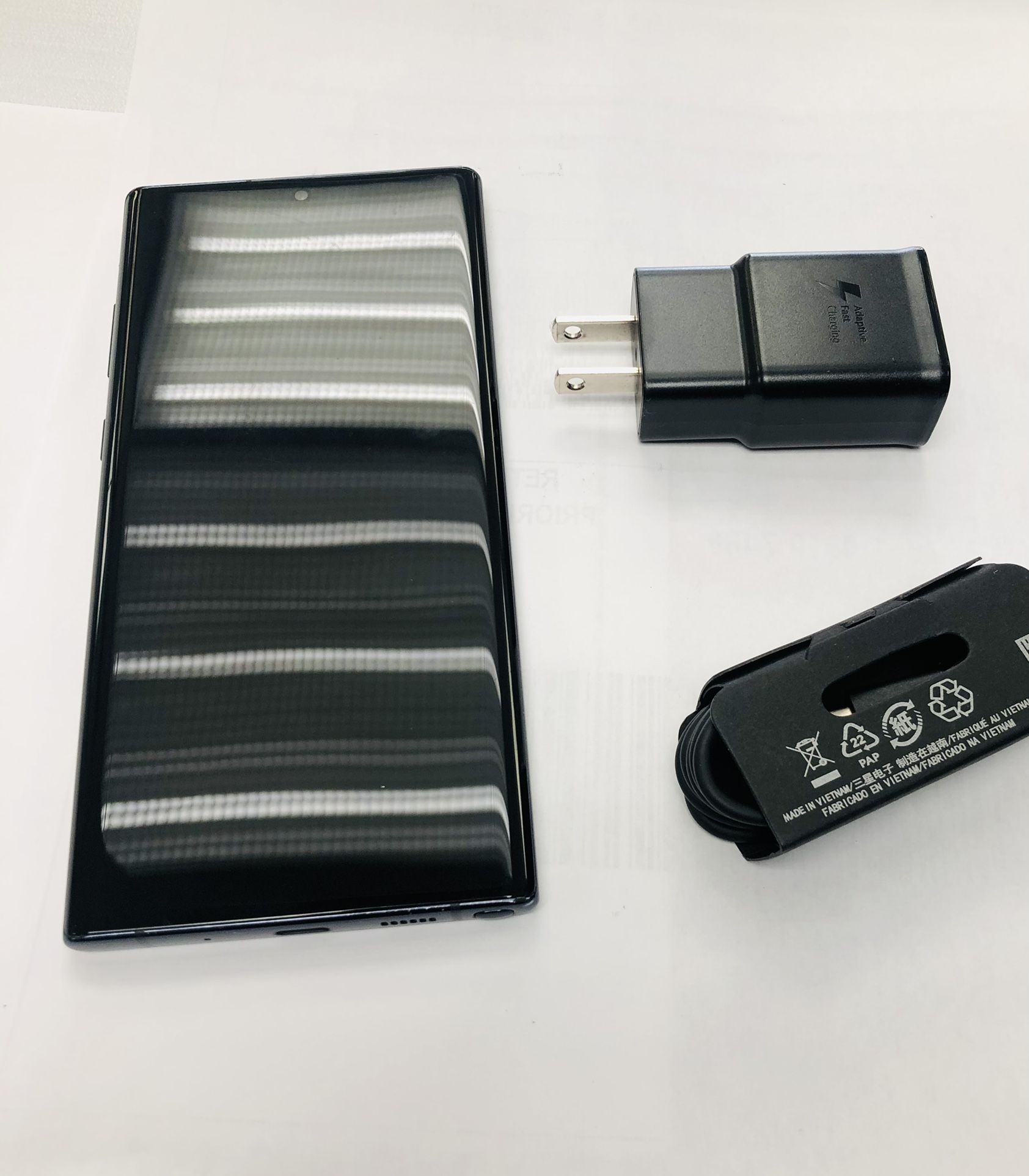 Factory unlocked Samsung galaxy Note 10Plus 256GB