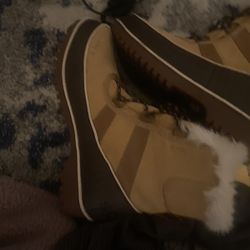 Snow Boots 