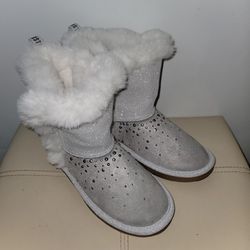 Justice Womens Fur Boots Size 4