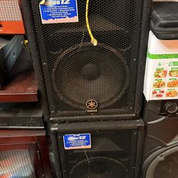 🔊 Yamaha BR12 Passive Speakers – 12” – Powerful Sound – Great for Karaoke or Live Setup
