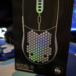 Glorious model O Matte Black Brand new with griptape