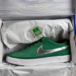 Nike SB Supreme Bruin Low Pine Green SS09