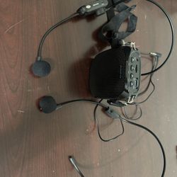Voice Amplifier with Wired Microphone