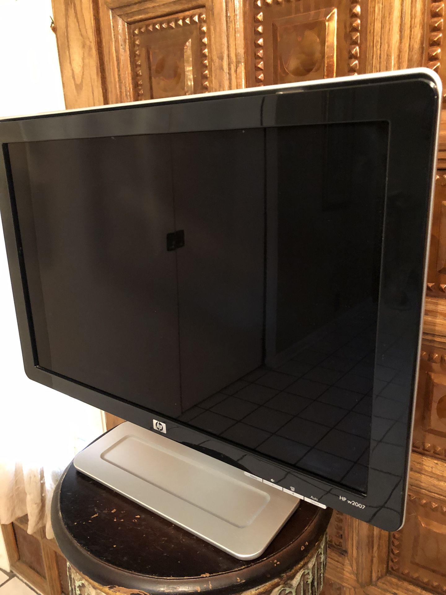 s HP W2007 20inch Widescreen Flat Panel LCD Monitor for Sale in San