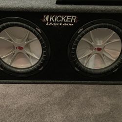 Kicker 2 12s Amp Living Loud Speaker Box