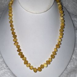 Vintage Beautiful Butterscotch Baltic Amber Necklace 16.5"  