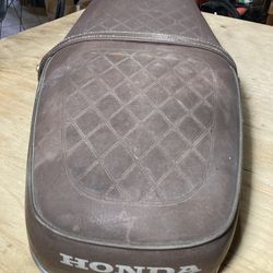 Motorcycle seat - Honda CB 650