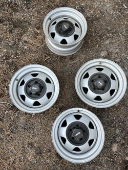 Set of 4 Jeep Wrangler 15x7 Silver Steel OEM Rims