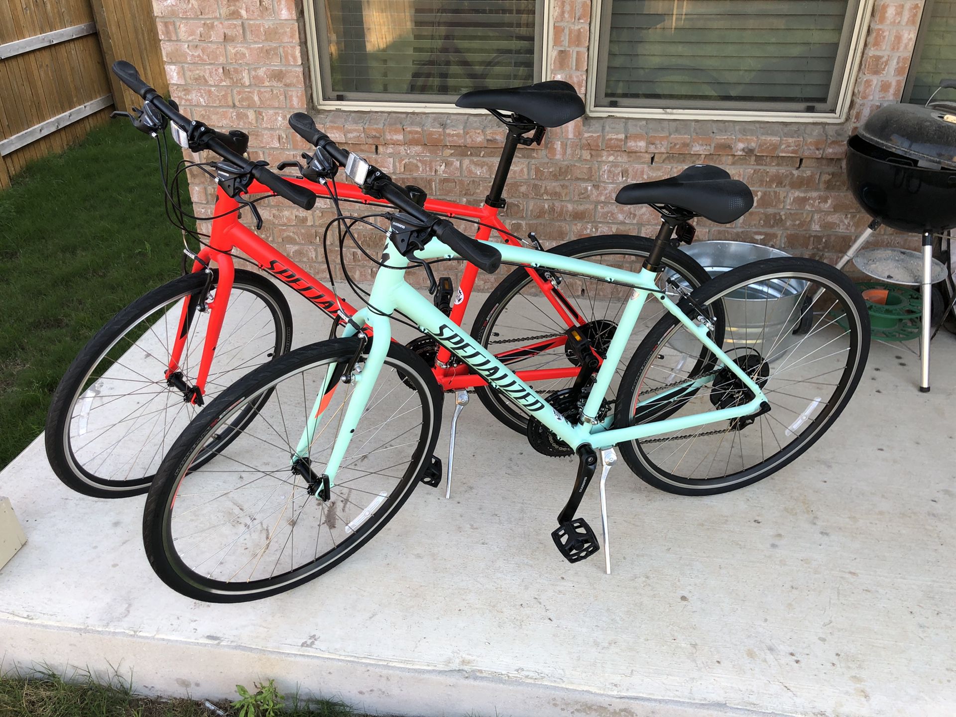 Two 2018 Specialized Hybrid Alloy Bikes *Like New*