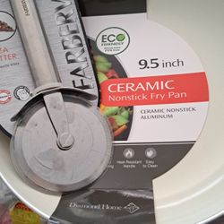 Brand New 9.5 In Frying Pan And. Pizza Cutter