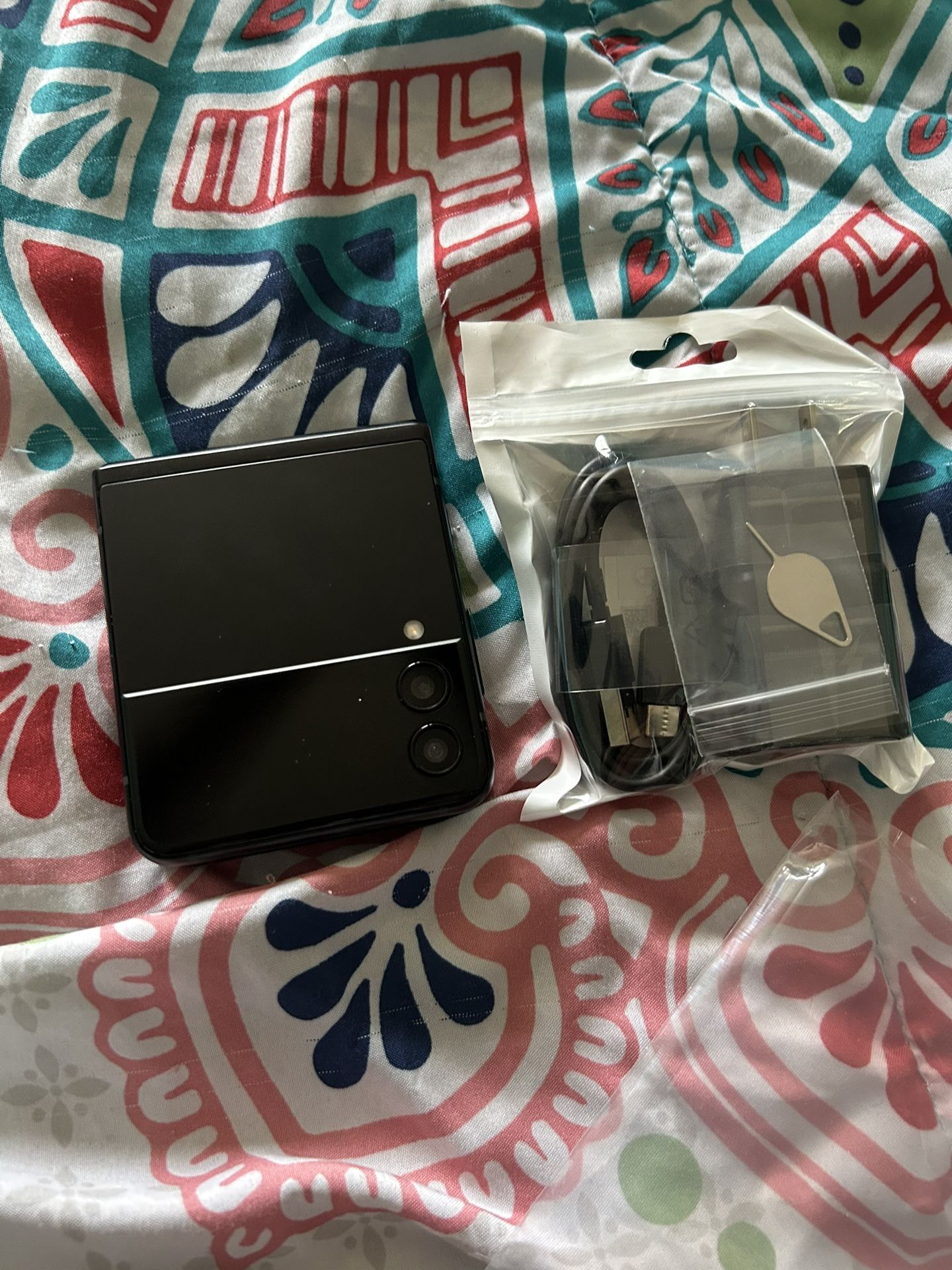 Samsung Galaxy Z Flip 3