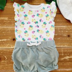 3-6MOS 2-PIECE OUTFIT PINEAPPLE BODYSUIT W/SAGE RUFFLE BOTTOM SHORTS