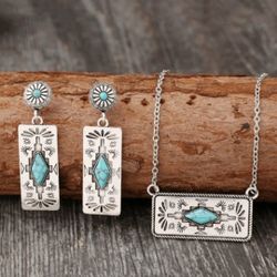 Earrings & Necklace, Vintage Western Style Engraved Inlaid Green Turquoise Rectangular Pendant