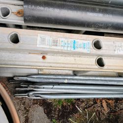 24' Extension Ladder