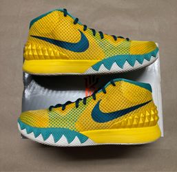 Nike Kyrie 1 Letterman Men’s size 10 Basketball Shoes Rare!