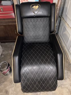 Gaming chair