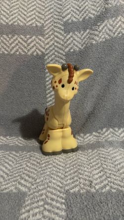 Fisher-Price Little People Giraffe figure from the Big Animal Zoo playset