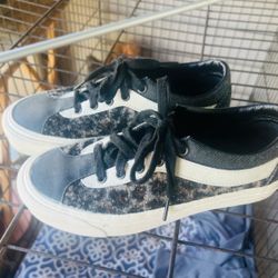 Nordstrom Vans women’s Black and White Sneakers 7.5