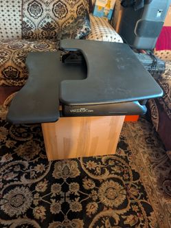 VARIDESK
