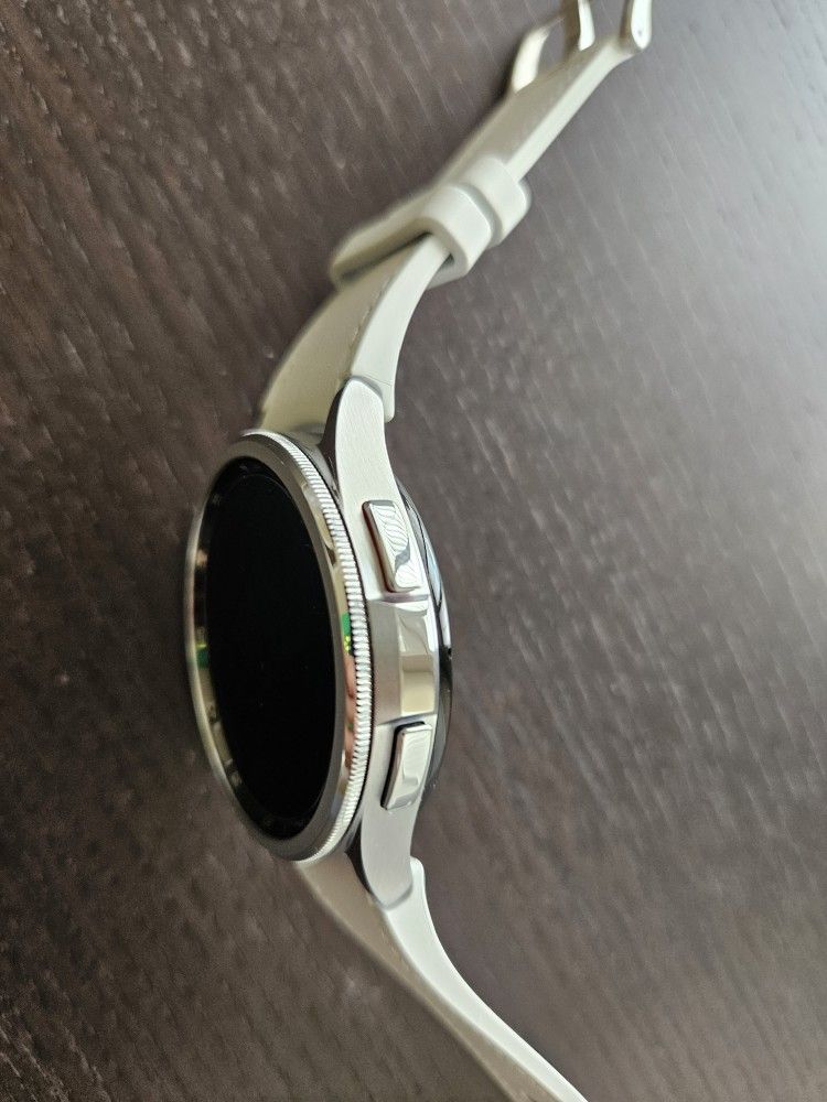 Samsung Galaxy Watch Rose 42mm Bluetooth With Custom Louis Vuitton Band for  Sale in Kings Park, NY - OfferUp