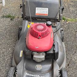 Honda lawn Mower Hr217 Self Propelled 