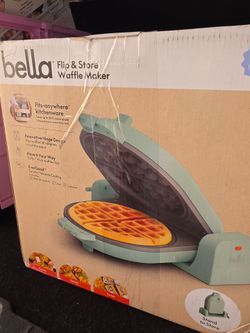 Bella Flip & Store Waffle Maker