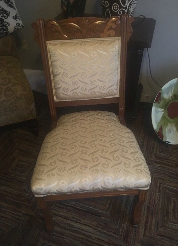 Vintage Chair Wheels On Front Legs For In Lakeland Fl Offerup Vintage Chair Wheels On Front Legs Lakeland Fl