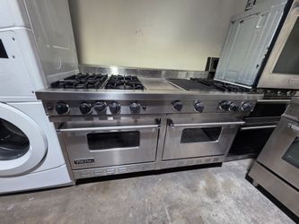 60" VIKING GAS RANGE STAINLESS STEEL