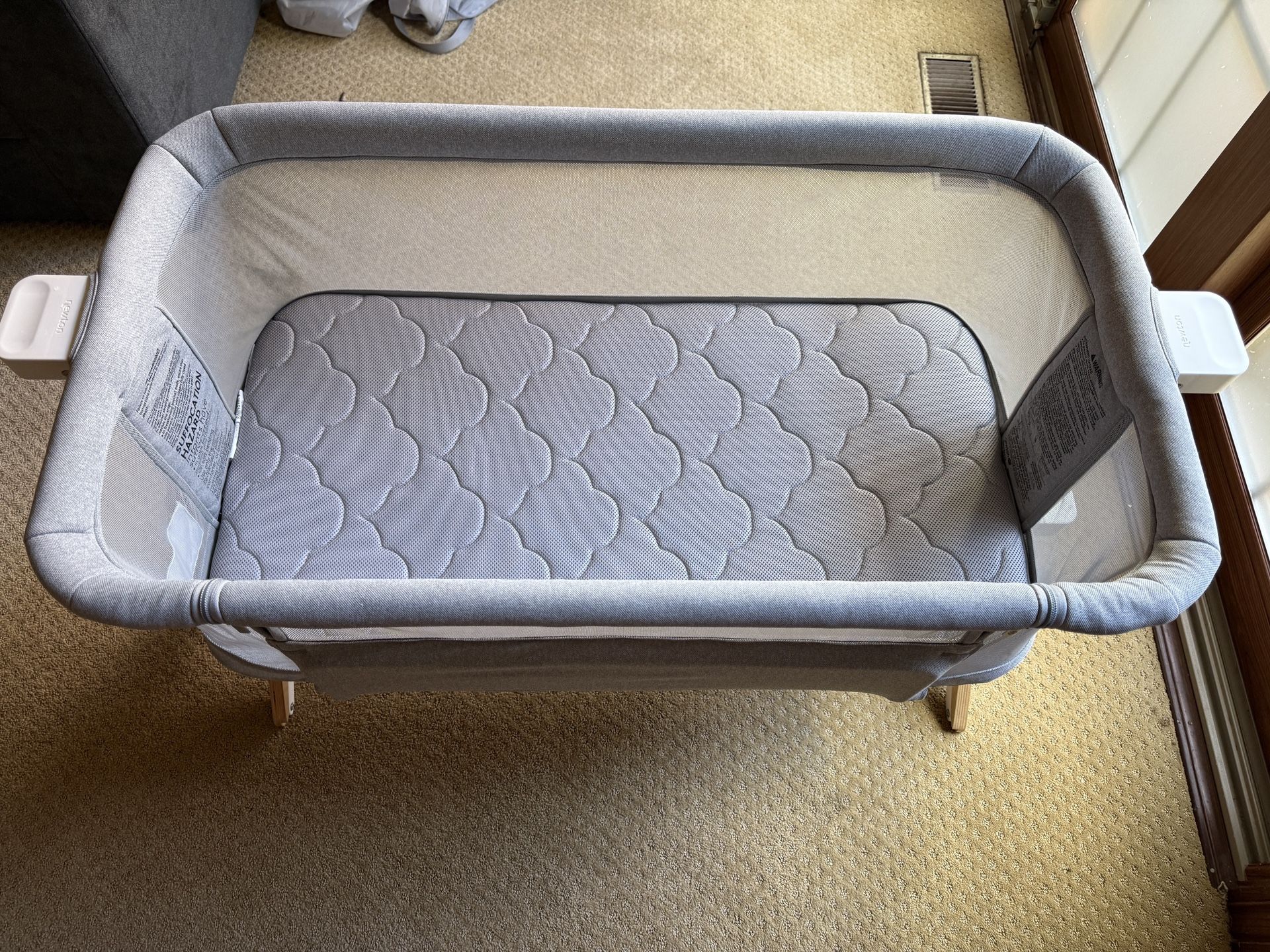Newton Bassinet And Bedside Sleeper 