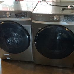 SAMSUNG WASHER AND DRYER SET