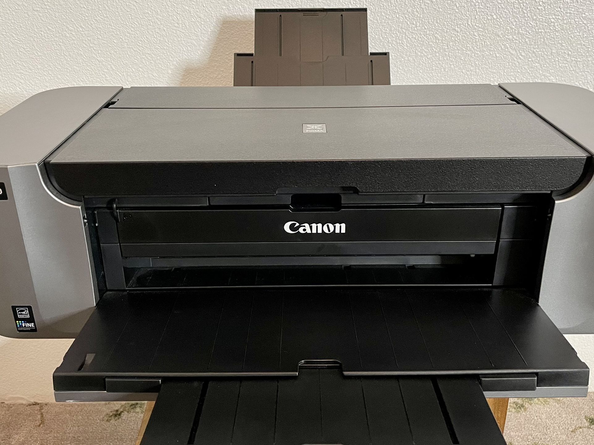 Canon Pixma Pro-100 Wireless Color Professional Inkjet Printer with Airprint and Mobile Device Printing