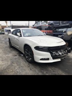 2016 Dodge Charger 3.6L For Parts