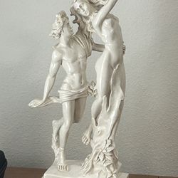 Statue 21' Tall