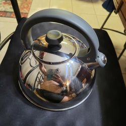 Tea and Hot Water Kettle