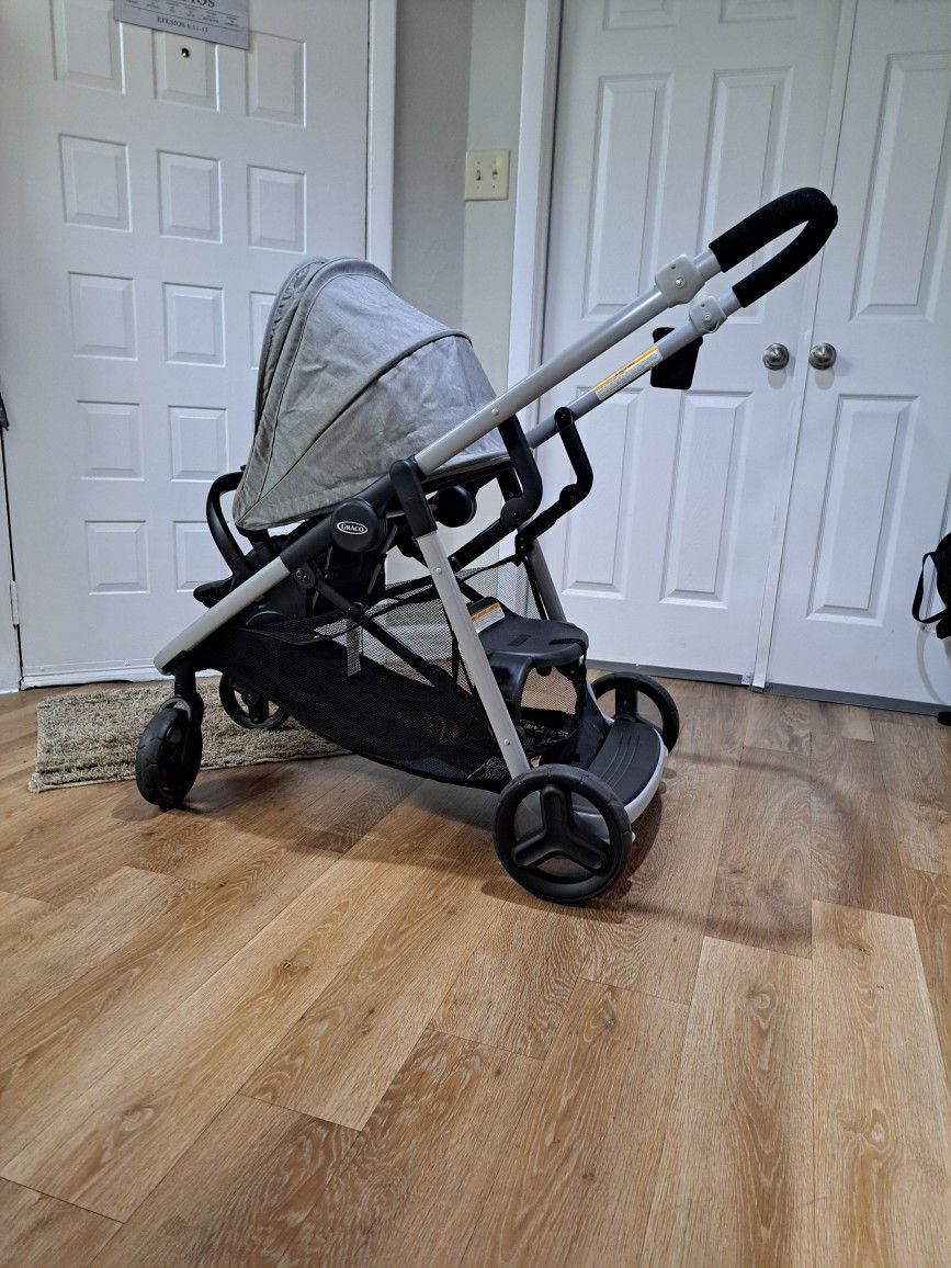 Graco Ready 2 Grow - Stroller $110