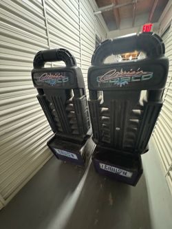 Cruising world arcade seats