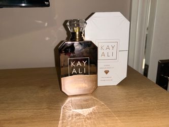 Kayali Utopia Vanilla Coco 21
