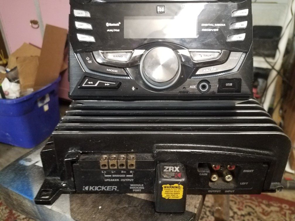 Double DIN Stereo And Amp