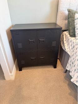 2x Metal Nightstands