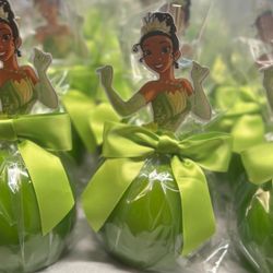 treat decor available princess and the frog