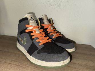 Unisex Jordans 7y