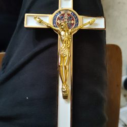 St Benedict Cross 