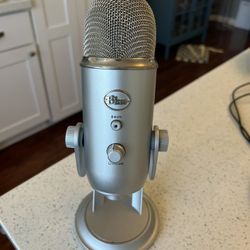 Blue Yeti Podcast Mic + Pop Filter + Headphones