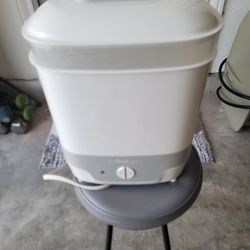 The First Years Sterilizer For Baby Stuff 