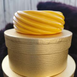 Vintage Butterscotch Yellow Bakelite Bangle Bracelet with carved rounded diagonal lines