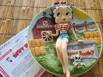 Betty Boop 💋 Kissing Booth Collectable Plate