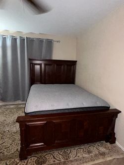 Queen Bed