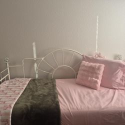 Twin Daybed Frame 