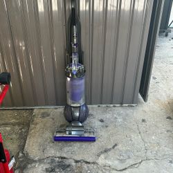 Dyson Ball Animal 2 Vacuum cleaner