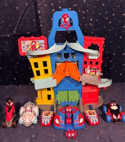 Spidey and His Amazing Friends Playset with Vehicles